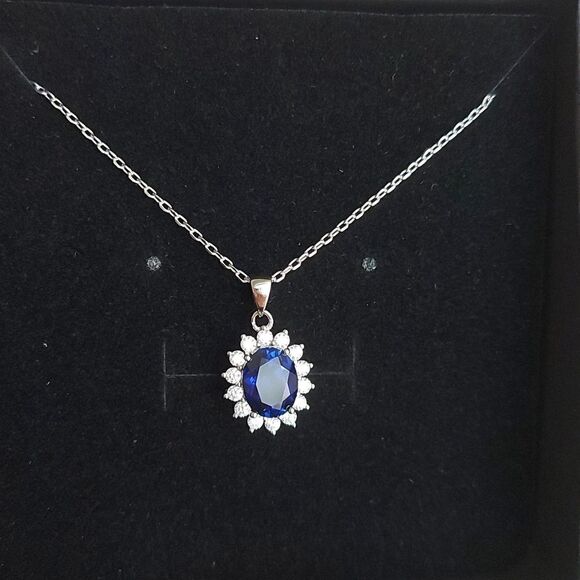 Host Pick 🥳2.6 Carat Swiss Sapphire Sterling Silver Necklace - Picture 11 of 11